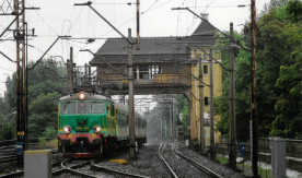 Pociąg przyspieszony "Bursztyn" nr 5841 relacji Grudziądz - Słupsk prowadzony...